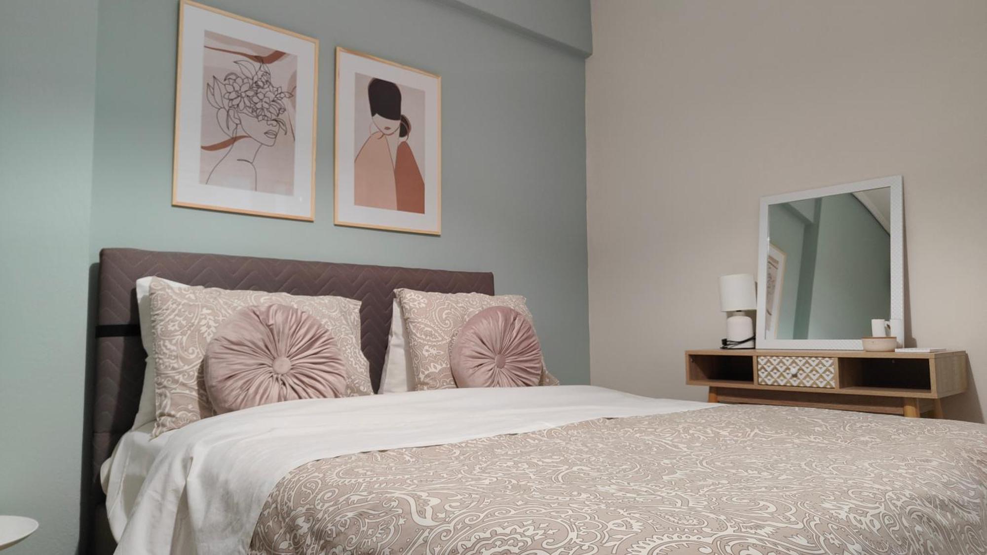 Rock & Roll 1 - Modern Apartment In Trikala Ngoại thất bức ảnh